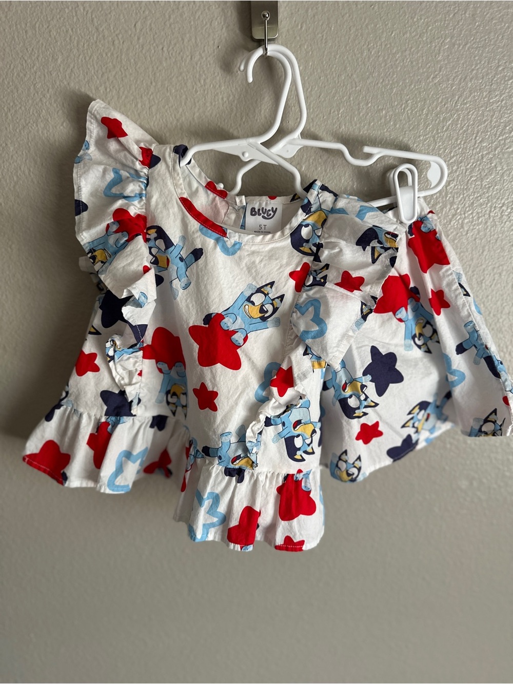 Bluey size 5T two-piece shirt and skort set America USA red white blue
